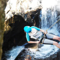 Екстремен ден с включен скок с бънджи в района на гр.Клисура или Проходна