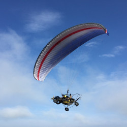 Полет с тандемен моторен парапланер + заснемане с HD край София