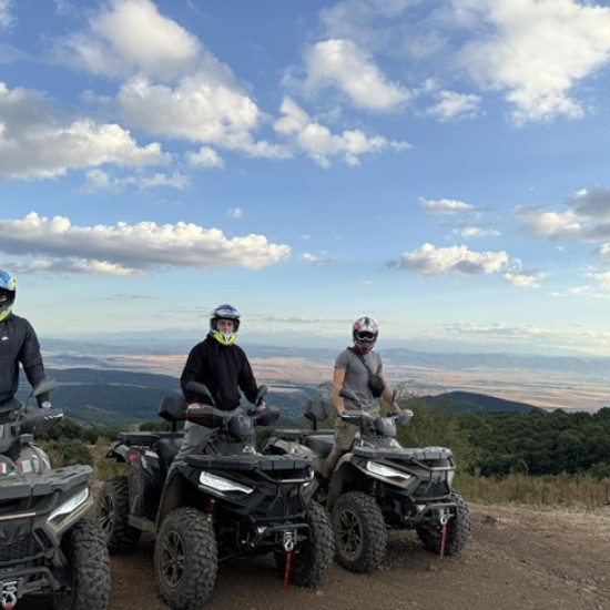 Приключение сред природата - впуснете се в един необикновен АТВ тур в планината и красотата край село Желява от Makaroon