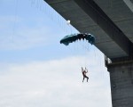 The perfect gift for every fan of the extreme "Base Jumping from Asparuhov bridge" from Makaroon