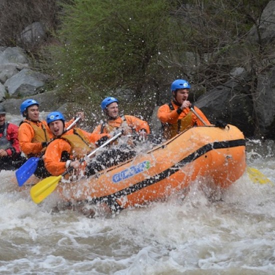 Рафтинг на Струма | Makaroon.bg