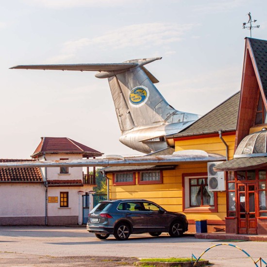Забавление и релакс с Урок по голф в Голф клуб „Air Sofia“ от Makaroon