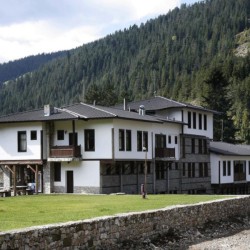 Нощувка за двама в Триград