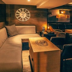 Дегустация на 4 вида ром + 2 доминикански пури за двама - споделено преживяване за ценители