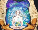 Подарете цветна хармония и баланс с "Body Art Терапия за Бременни " от Makaroon Подарете цветна хармония и баланс с "Body Art Терапия за Бременни " от Makaroon
