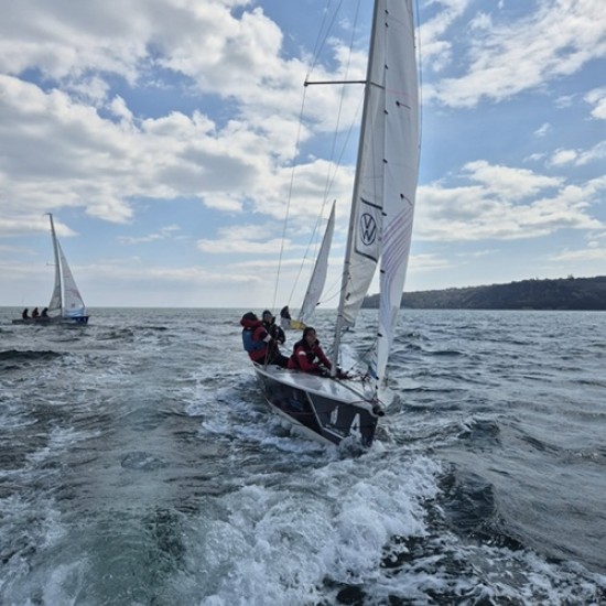 Water adventure - enjoy a 2-hour sailboat ride on Iskar Dam from Makaroon