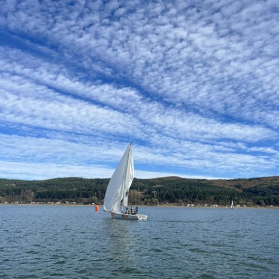 Water adventure - enjoy a 2-hour sailboat ride on Iskar Dam from Makaroon