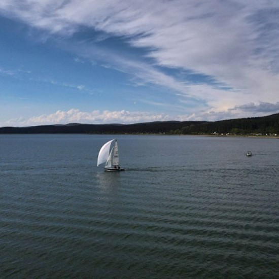 Water adventure - enjoy a 2-hour sailboat ride on Iskar Dam from Makaroon