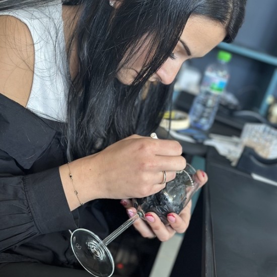 Embark on a useful creative workshop for working with crystals in Varna and create something of your own - with Makaroon Embark on a useful creative workshop for working with crystals in Varna and create something of your own - with Makaroon