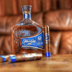 Въведение в света на пурите – преживяване за ценители с пура и ром във Велико Търново  - за двама Въведение в света на пурите – преживяване за ценители с пура и ром във Велико Търново  - за двама