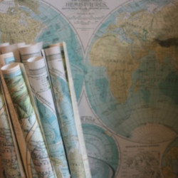 Ескейп руум приключение за петима в Пловдив: Тайната на професора Ескейп руум приключение за петима в Пловдив: Тайната на професора