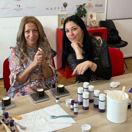 Създайте свой собствен продукт от натурална козметика в една вдъхновяваща работилница от Makaroon