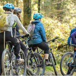 Офроуд тур с велосипед за двама в покрайнините на Варна Офроуд тур с велосипед за двама в покрайнините на Варна