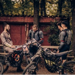 Вижте красотата на Родопите с 4-часов Тур Родопска Панорама от Момини Скали с електрически мотор край Пловдив