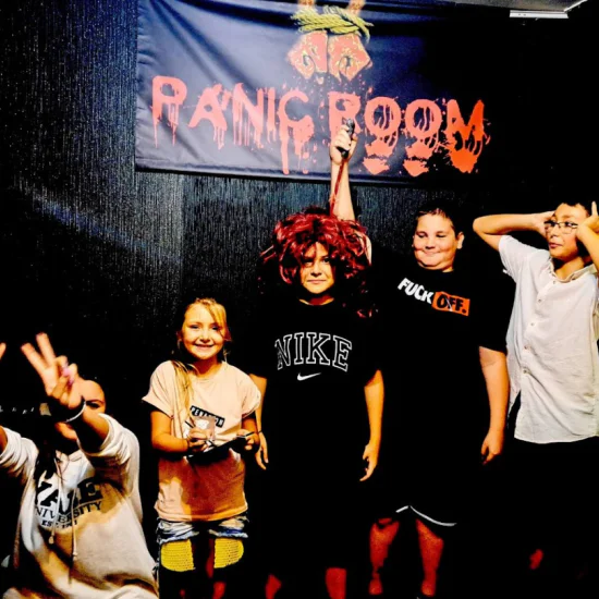 PANIC ROOM – ескейп стая на ужасите за трима във Варна от Макароон PANIC ROOM – ескейп стая на ужасите за трима във Варна от Макароон