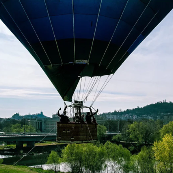 Усетете какво е да полетиш с Издигане с балон край Банско от Makaroon Усетете какво е да полетиш с Издигане с балон край Банско от Makaroon