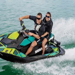 Водно забавление: Джет под наем на яз. Искър