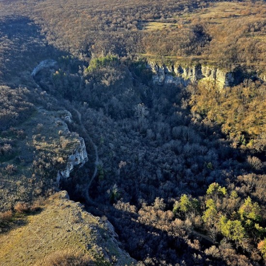 Тръпка и красива гледка със Свободен полет с балон над Крушунските Водопади  от Makaroon