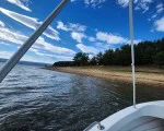 Разходка, риболов и почивка с "Моторна лодка за до 4 души под наем на яз. Искър" от Makaroon Разходка, риболов и почивка с "Моторна лодка за до 4 души под наем на яз. Искър" от Makaroon
