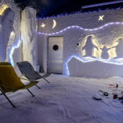 Грижа за детето със „Солна стая, светлинна терапия + масаж за деца“ 