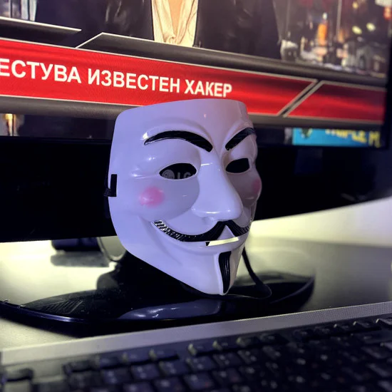 Ескейп стая „Хакерът“ в София от Макароон Ескейп стая „Хакерът“ в София от Макароон