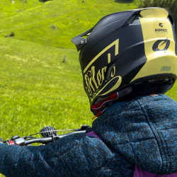 Разходка с електрически кросов мотор край Триград Разходка с електрически кросов мотор край Триград