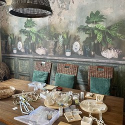 Творческа работилница по изработка на бижута от естествени камъни и коприна за двама Творческа работилница по изработка на бижута от естествени камъни и коприна за двама