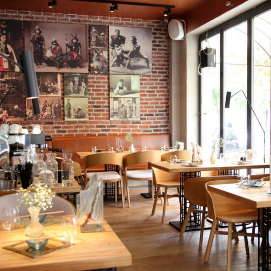 Японска култура и фюжън кухня с 6-степенна дегустация за двама в Hamachi-ni от Makaroon