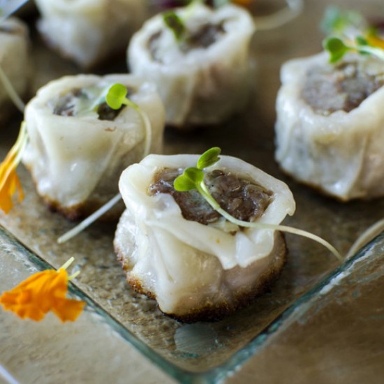 Японска култура и фюжън кухня с 6-степенна дегустация за двама в Hamachi-ni от Makaroon