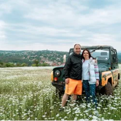 Сафари с джип среден клас в района на Велико Търново Сафари с джип среден клас в района на Велико Търново