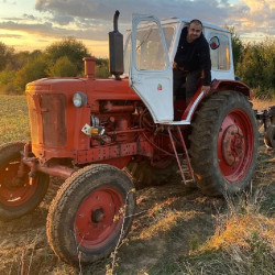 Off-road tractor ride – an exciting challenge for the brave