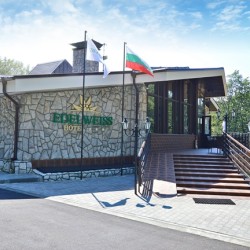 Overnight stay for two in a double room with a terrace with breakfast and a relaxation area at Hotel Edelweiss on Buzludzha Peak near Kazanlak