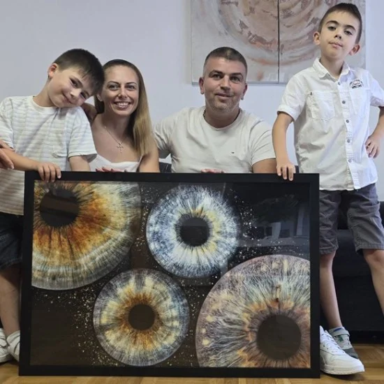 Частица от душата в картина с Ирисова фотография в Плевен от Makaroon Частица от душата в картина с Ирисова фотография в Плевен от Makaroon