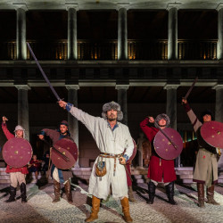 A day in the Historical Park and a photo like the Thracians A day in the Historical Park and a photo like the Thracians