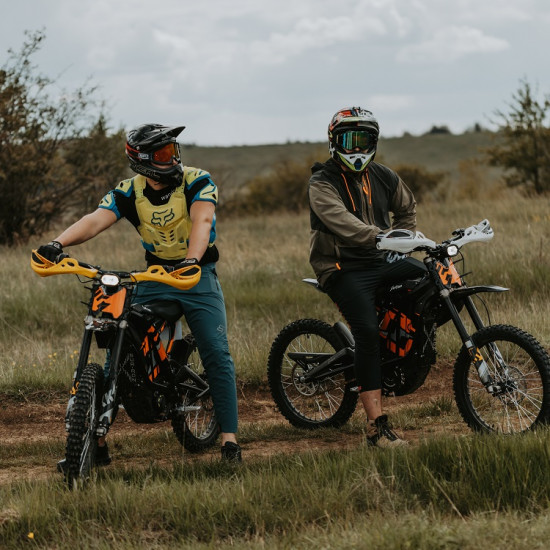 Офроуд приключение в планината край Банкя с електрически мотор + видеозаснемане от Makaroon.bg