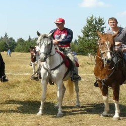 A romantic horse ride for three and lunch in the wild nature of Borovets