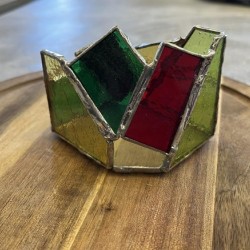 Работилница по витраж за двама във Велико Търново – изработка на свещник с техника Тифани 