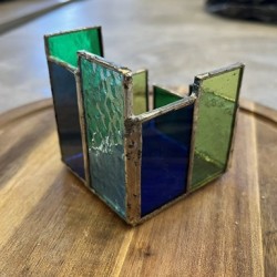 Работилница по витраж за двама във Велико Търново – изработка на свещник с техника Тифани 