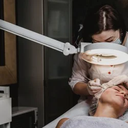 Грижа за лицето и ноктите с "Почистване на лице + маникюр с гел лак" в Пловдив