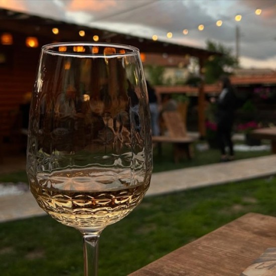 Споделете една прекрасна вечеря с вкус на Испания с любим човек с 4-степенно меню по избор в La Barraka Bistro от Makaroon