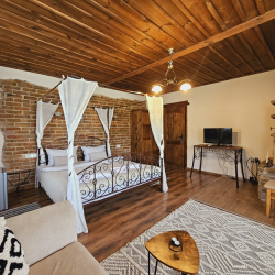 Overnight stay for two in a Deluxe room in Panorama House, Leshten village