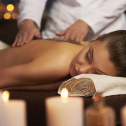 Арома масаж "Кралица на пещерата" - комплекс Магура Арома масаж "Кралица на пещерата" - комплекс Магура