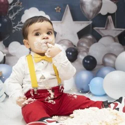 Професионална Кейк Смаш фотосесия за деца