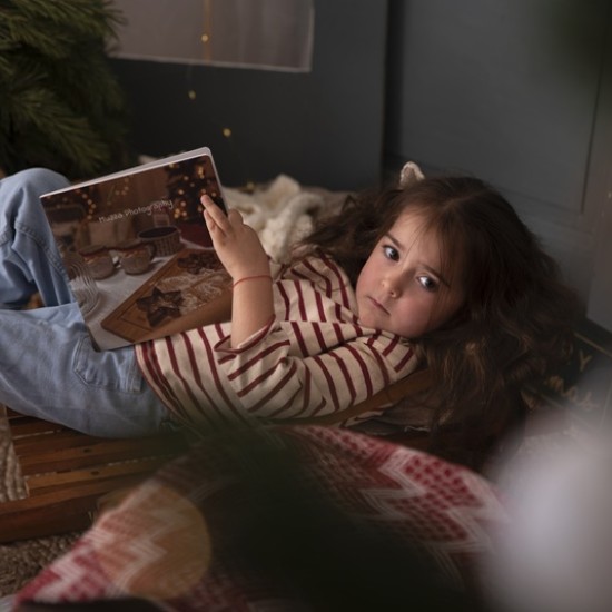 Christmas is even more magical with a Luxury Family Photoshoot from Makaroon Christmas is even more magical with a Luxury Family Photoshoot from Makaroon