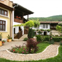 Overnight stay for two in a double standard room + breakfast at Ethno Hotel Osmarski Kashti, Osmar village, Shumen region