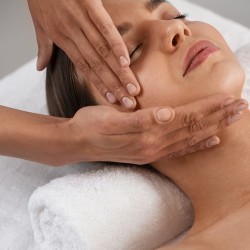 Японски терапевтичен масаж на лице Кобидо в Стара Загора