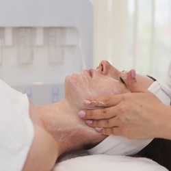 Facial therapy with anti-aging effect and care + luxurious Egyptian Rose mask in Stara Zagora Facial therapy with anti-aging effect and care + luxurious Egyptian Rose mask in Stara Zagora
