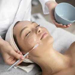 Терапия за лице с коктейл с активни съставки + луксозна маска Египетска роза в Стара Загора