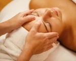 Луксозна терапия с Масаж на лице с висококачествена грижа от Osmosis Beauty в Стара Загора от Makaroon Луксозна терапия с Масаж на лице с висококачествена грижа от Osmosis Beauty в Стара Загора от Makaroon