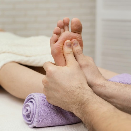 Combine business with pleasure with Reflexology - acupressure massage of the feet to relieve stress in Stara Zagora from Makaroon Combine business with pleasure with Reflexology - acupressure massage of the feet to relieve stress in Stara Zagora from Makaroon